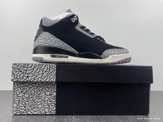 Reps LUCY WMNS 3 Off Jordan Air Noir CK9246-001 0704